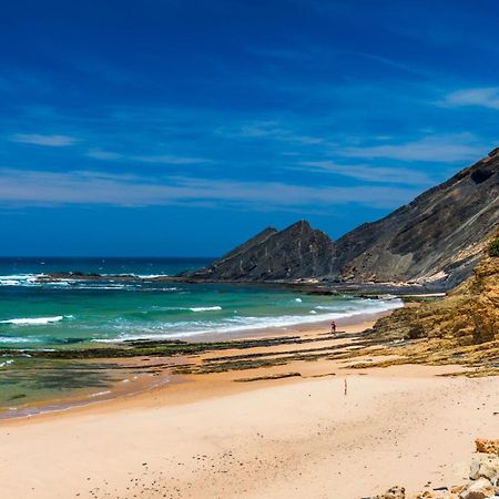 A Gaivota - Walking Distance To Monte Clerigo And Amoreira Beaches Aljezur Extérieur photo